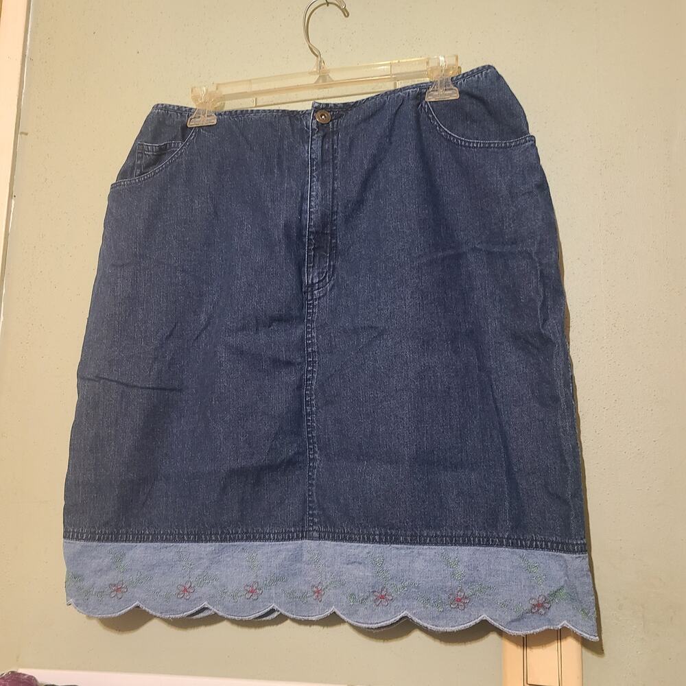 Liz Claiborne Liz Wear Denim Skirt Womens 16P Blue Used Floral Scalloped Hem